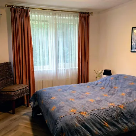 Casa de Férias Bungalow Met Uitzicht Op Eigen Bos